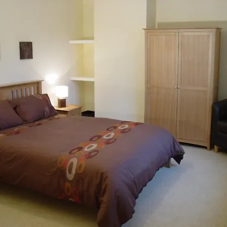 Holiday Ardmullen.3 *